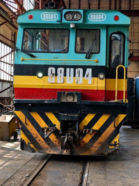Unirail-Greco Team Assesses Four Uganda Railways 98XX Locomotives