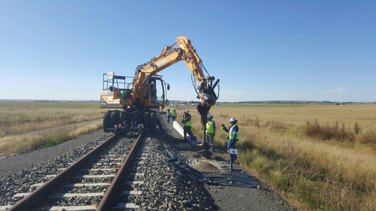 Majuba Rail Link OHTE - Tractionel Enterprise