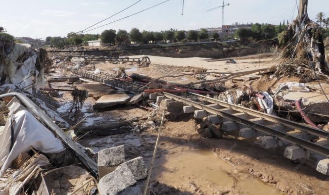 Floods Disrupt Regional Rail Links Between Mozambique