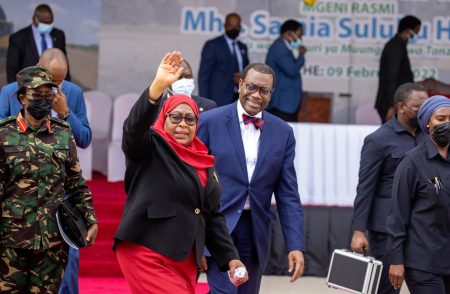 Africa Road Builders: Tanzanian President Samia Suluhu Hassan Wins The 2022 Babacar Ndiaye Trophy For Transport Success
