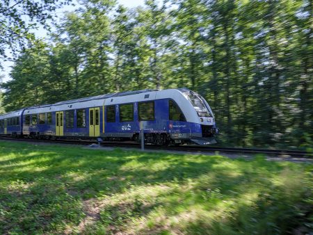 World Premiere:14 Coradia Ilint To Start Passenger Service On First 100% Hydrogen Operated Route