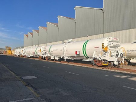 Transnet Engineering Hands Over 3 Of 20 Ammonia Tanker Wagons To Omnia