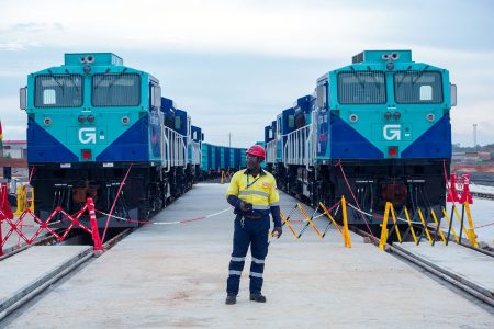 First Four Locomotives for the Simandou Project Arrive in Guinea