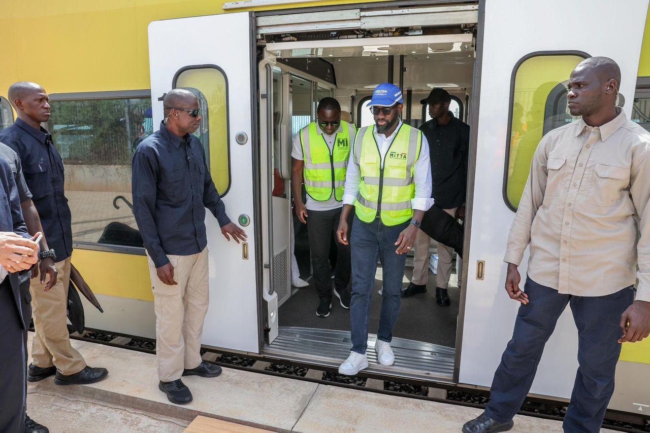 Senegal Advances TER Extension with Sébikotane Station Launch