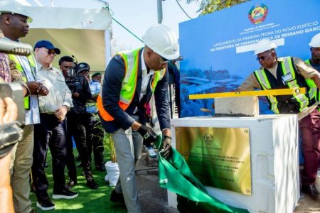 Mozambique Lays First Stone for Ressano Garcia One-Stop Border Post
